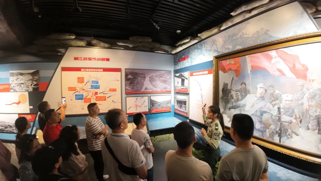 重走湘江戰(zhàn)役紅色征途 傳承艱苦奮斗紅色基因